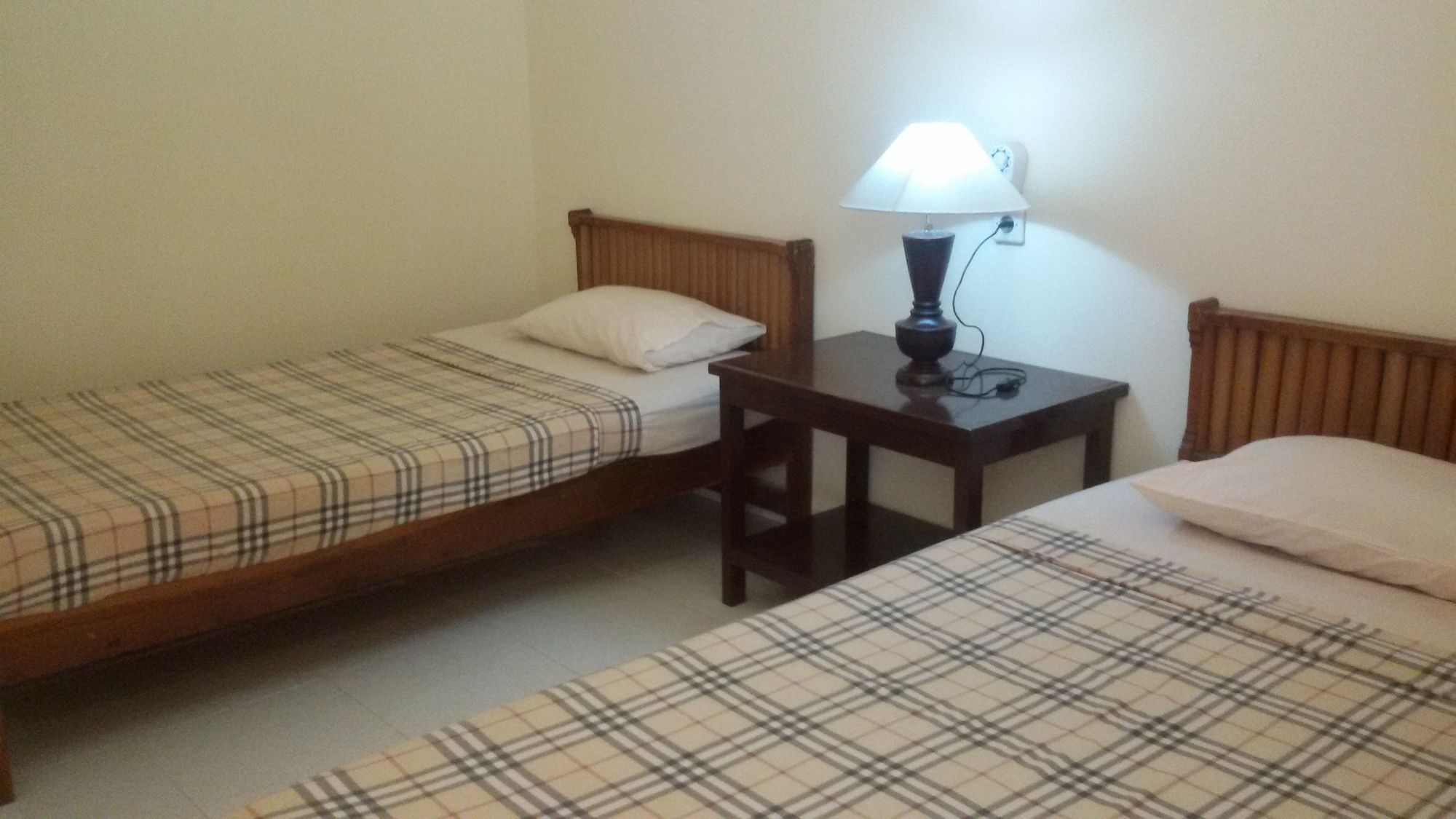 Lovina Beach Hotel Pabean Buleleng Екстериор снимка