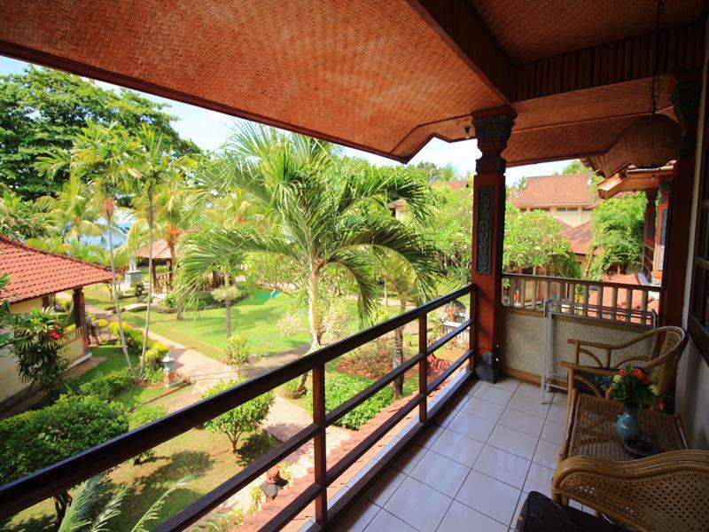 Lovina Beach Hotel Pabean Buleleng Екстериор снимка