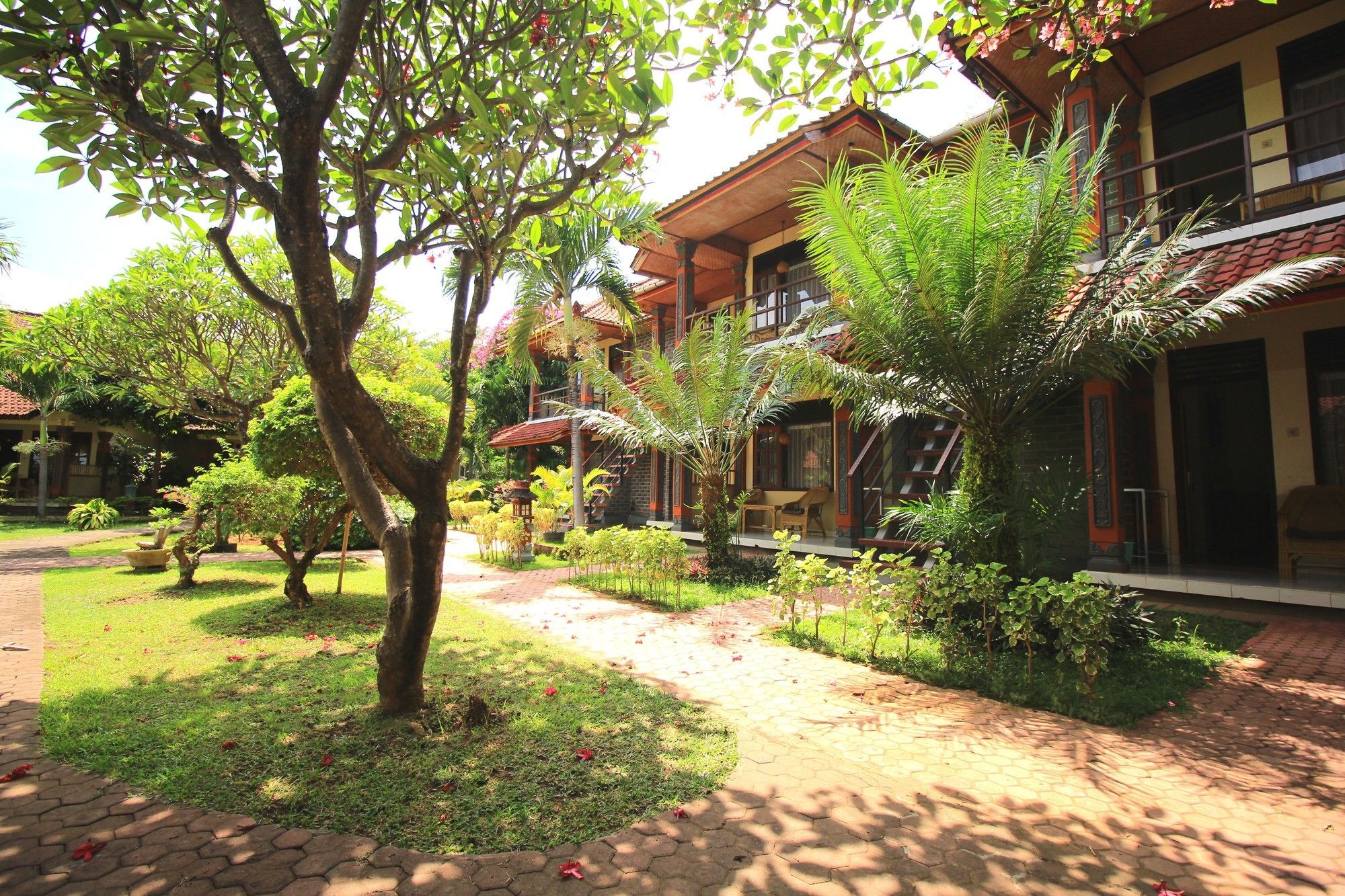 Lovina Beach Hotel Pabean Buleleng Екстериор снимка